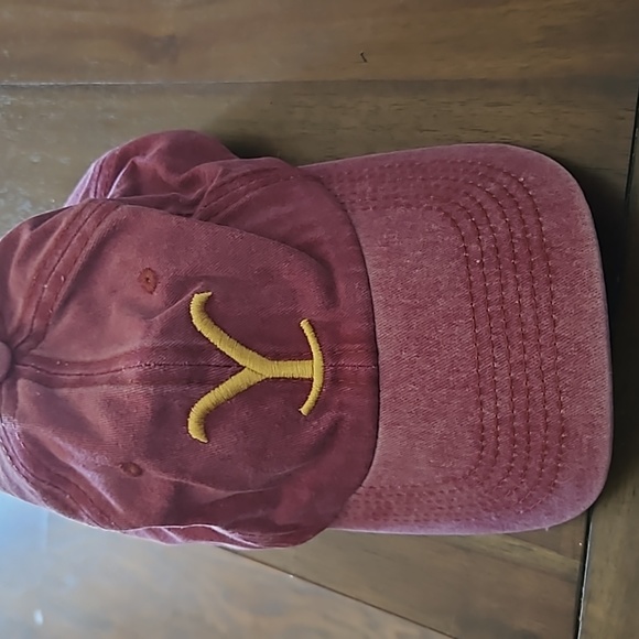 Accessories - Yellowstone branded NWOT baseball hat